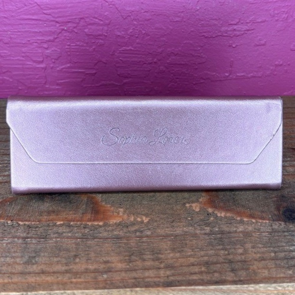 Sophia Loren Eyeglass Case - Unfolding Triangle Pyramid Magnetic Pink Rose